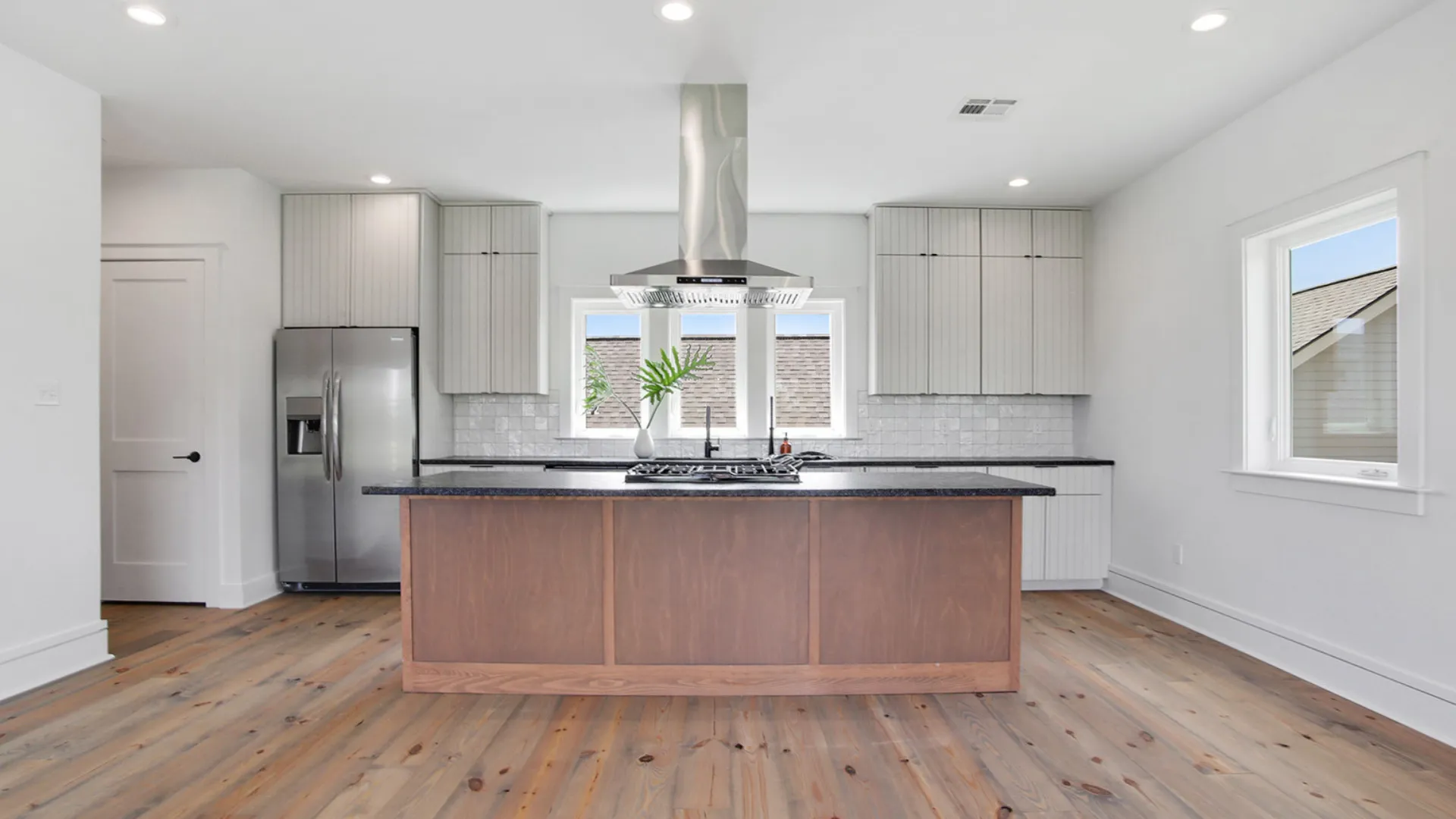 Light flooring in kitchen